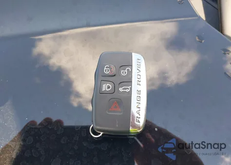 2018 Land Rover Range Rover Evoque Se/Se Premium z USA, uszkodzony, nr VIN SALVP2RX5JH299901